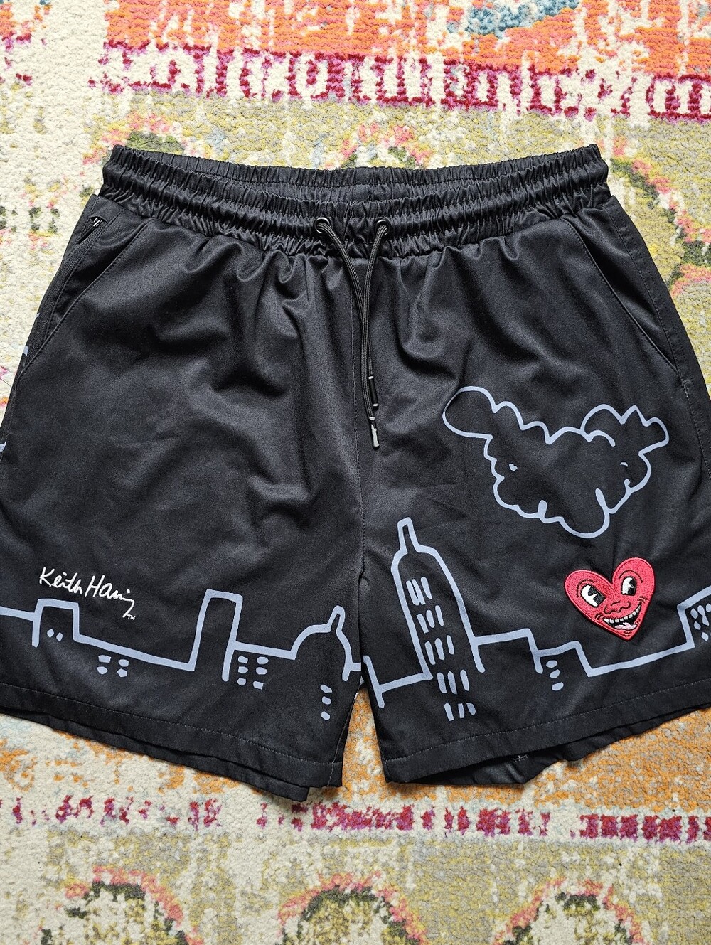 Keith Haring X Shoe Palace Mens Large Shorts Mesh Lined Skyline Hearts 6" Inseam